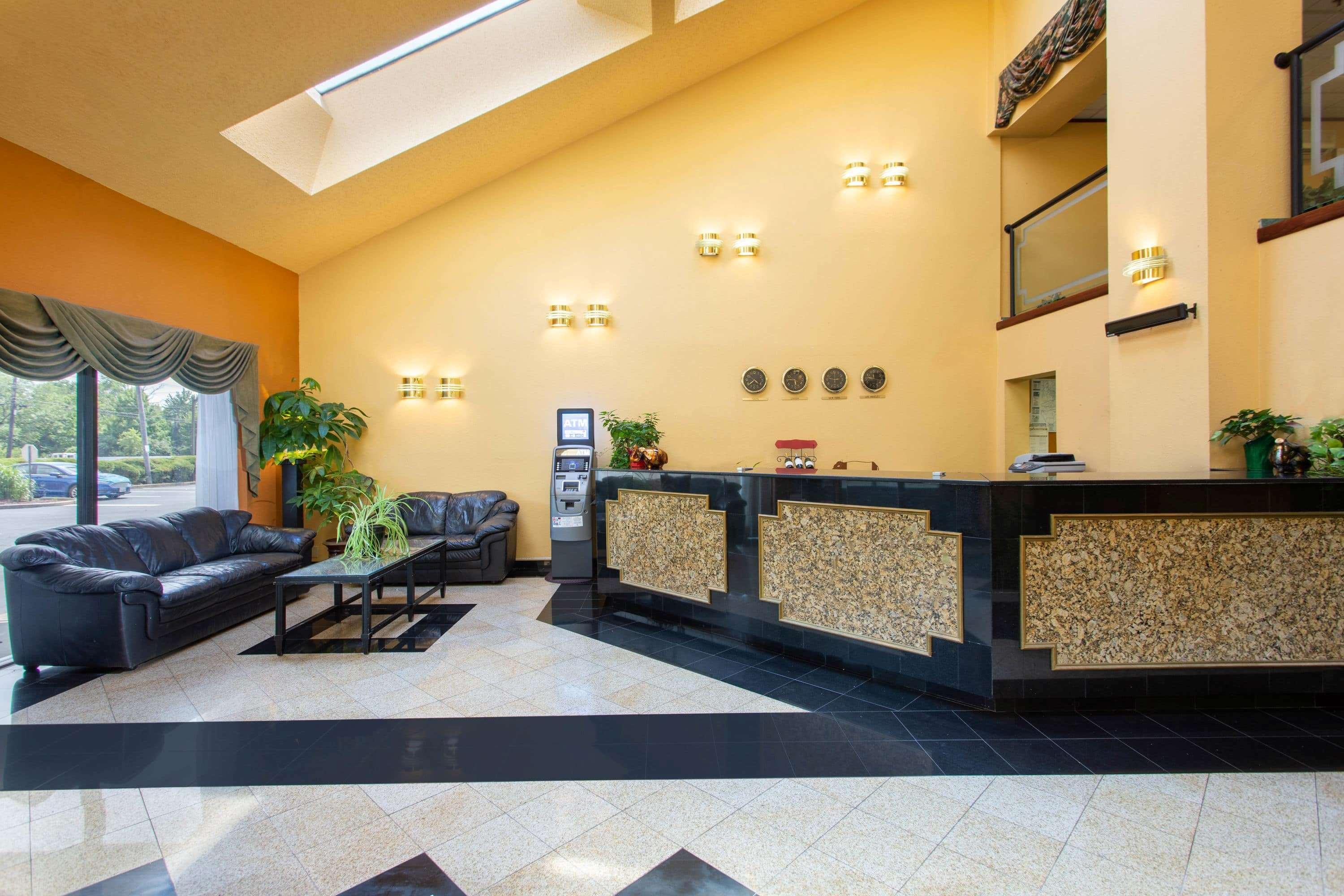 Days Inn By Wyndham Hillsborough Екстер'єр фото